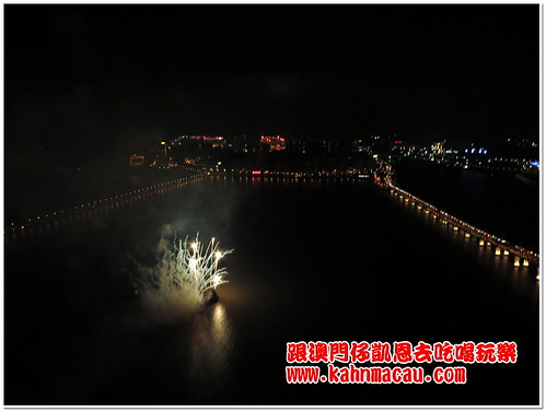 【澳門•西灣•旅遊塔】體驗完全不一樣的煙火匯演 &#8211; Skywalk Fireworks 空中漫步煙火版（含訂票步驟）＆火樹銀花嘉年華 @跟澳門仔凱恩去吃喝玩樂